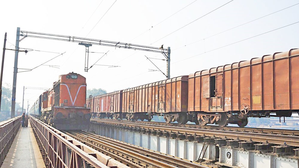 ABB realises power quality for India’s longest freight train network