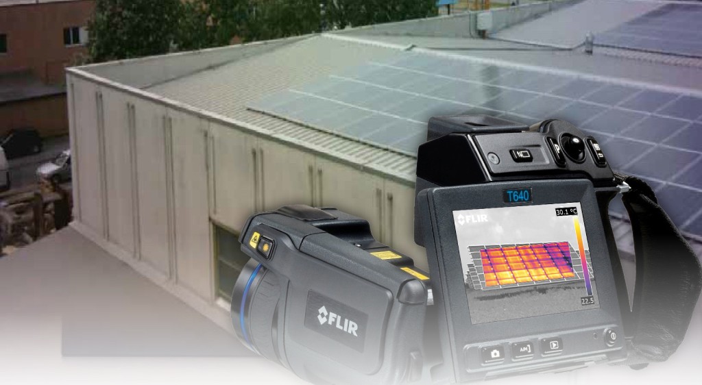 Inspecting roof-mounted solar panels with thermal imaging