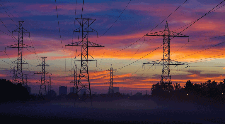 Strategic intersection of transmission lines to curb power losses