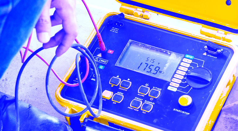 Measuring power quality in electrical installations