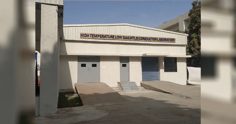 A unique facility for evaluation of HTLS conductors