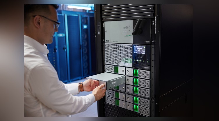 Schneider Electric advances EcoStruxure service plan for 3-Phase UPS