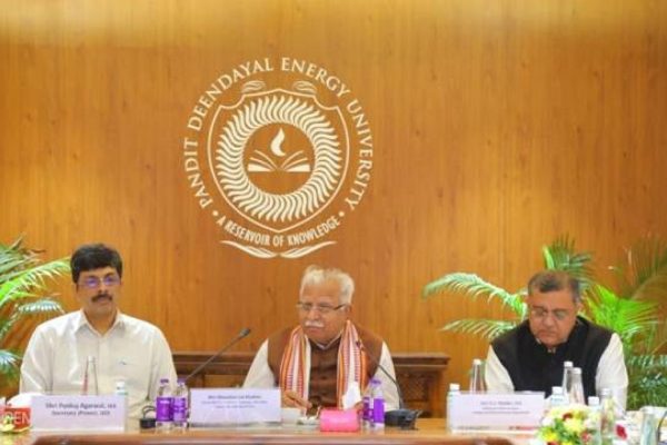 Govt discuss roadmap to achieve 100GW nuclear energy by 2047