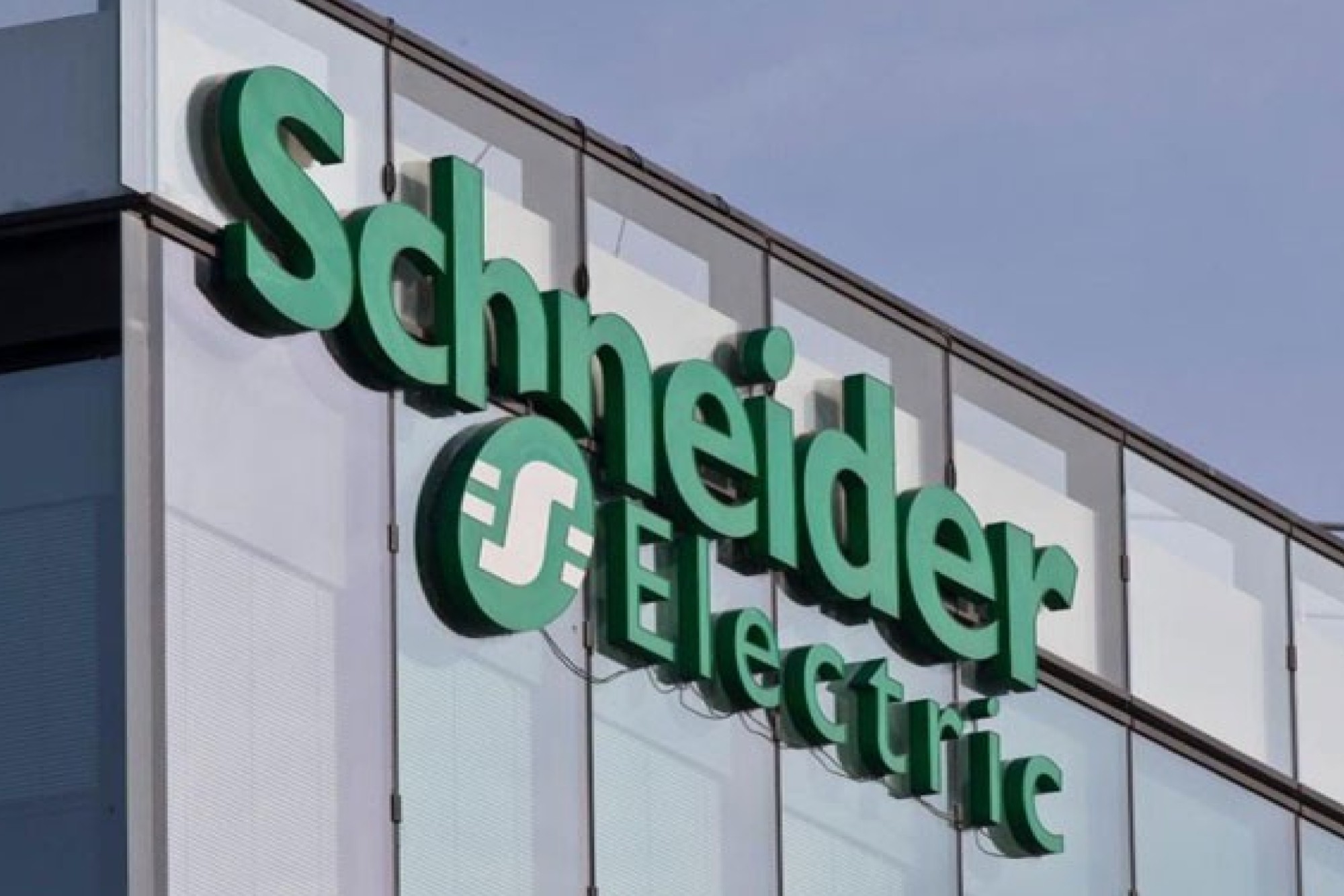 Schneider Electric launches next-gen industrial copilot