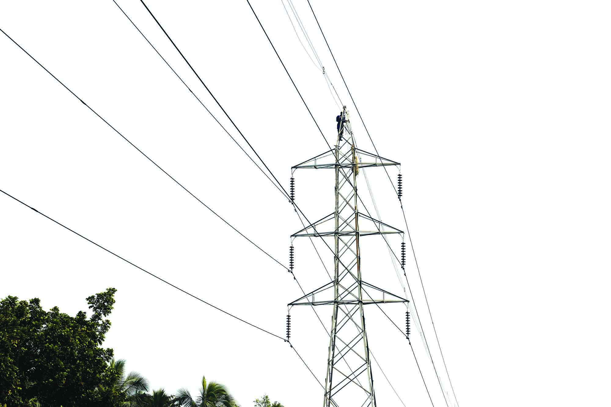 OPGW is the dual shield for earthing & lightning protection in transmission lines