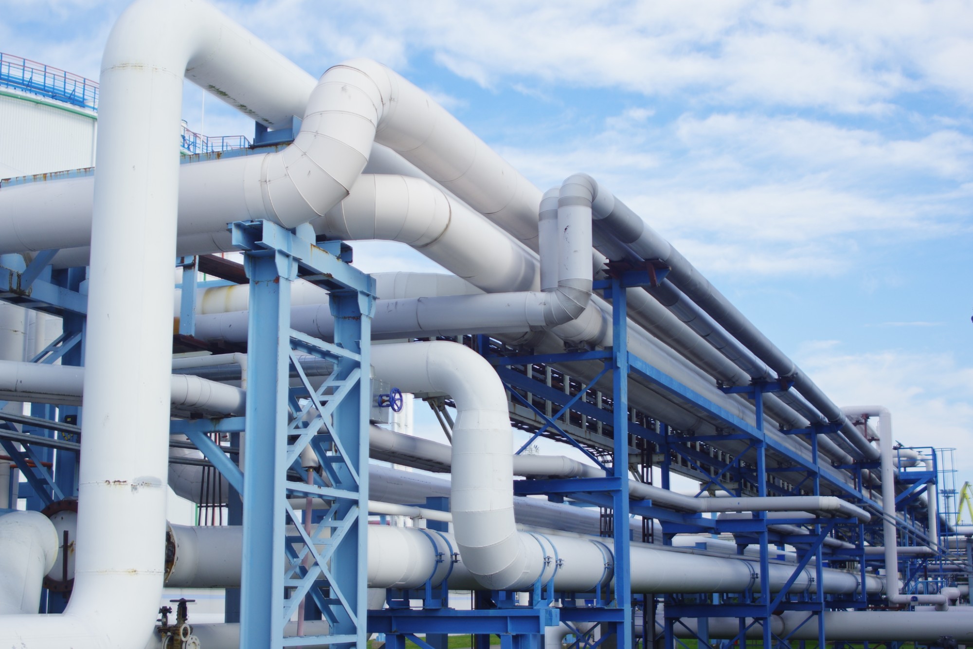 DEE secures ₹170 crore order for 1,900 MT piping