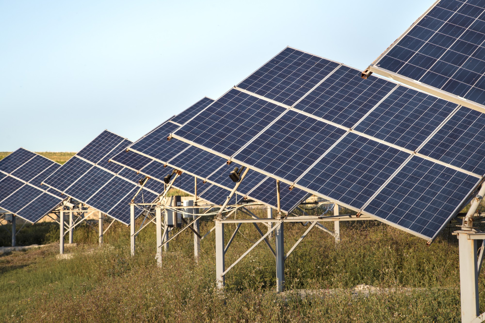 AB Energia introduces subsidiary to manufacture steel structures for solar power plants