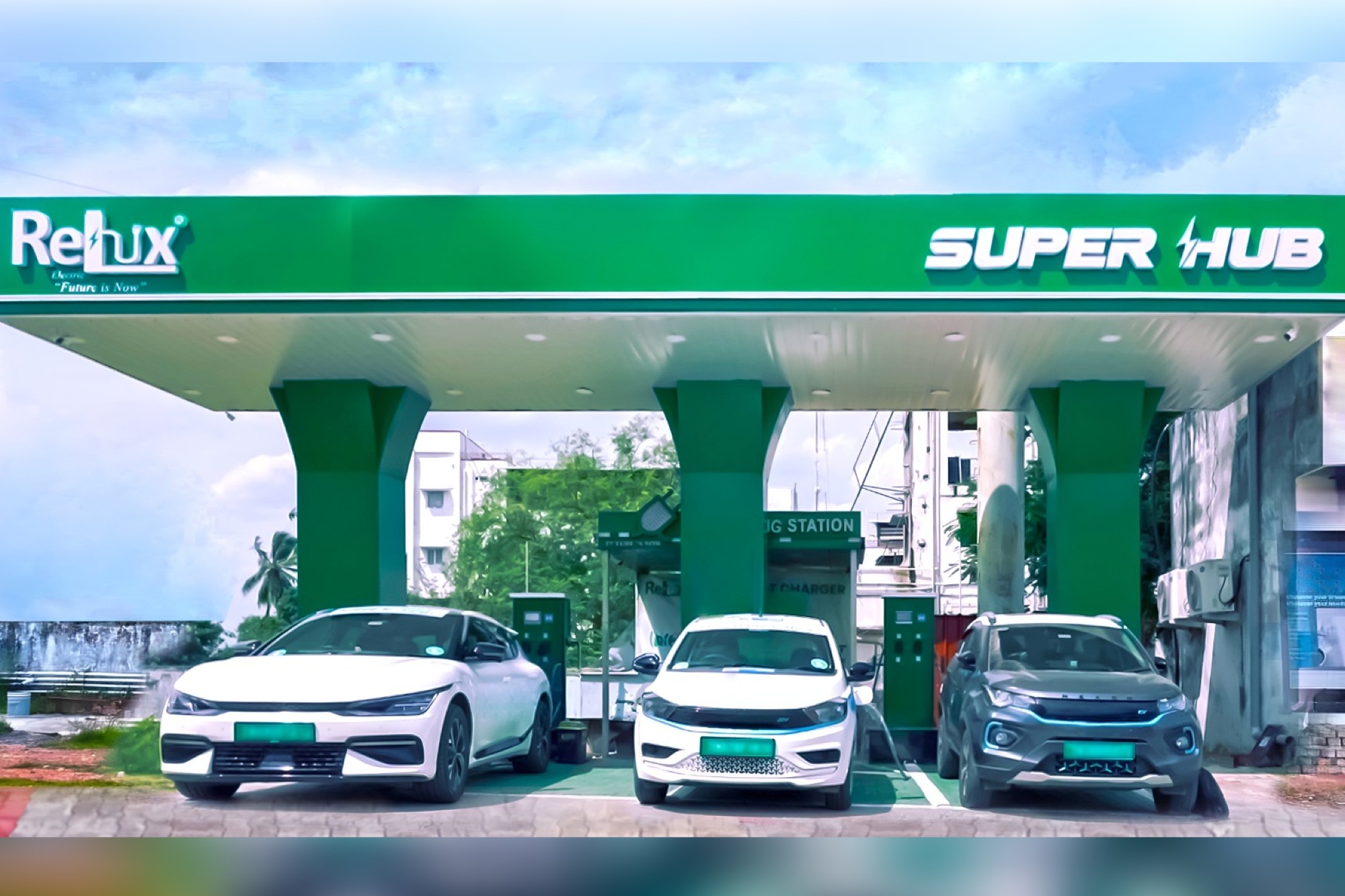 Relux Electric and TNGECL to set up 500 EV charging stations in Tamil Nadu